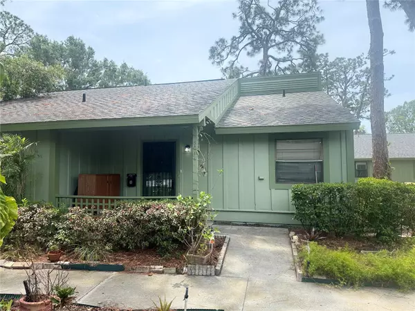 5014 BARRINGTON CIR #2102, Sarasota, FL 34234