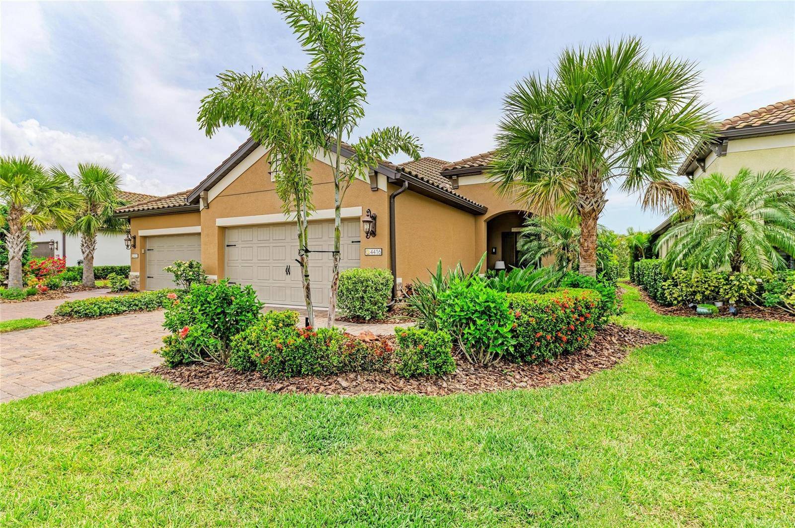 Sarasota, FL 34243,4416 AMALFI AVE