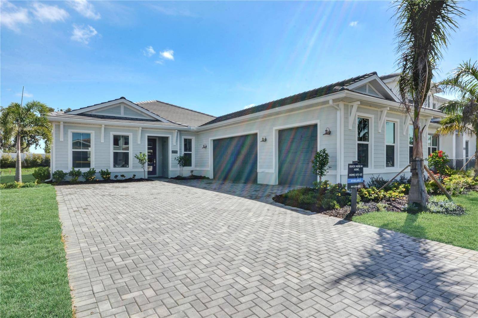 17719 PALMISTE DR, Bradenton, FL 34202
