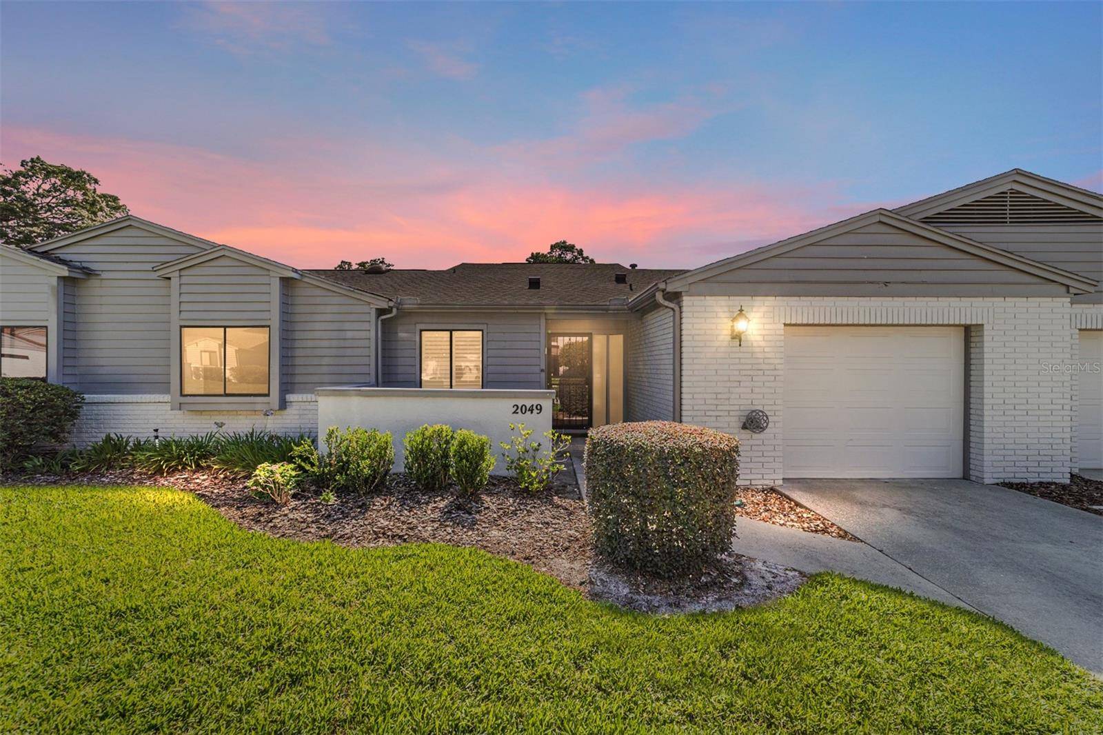 2049 SE 37TH COURT CIR,  Ocala,  FL 34471