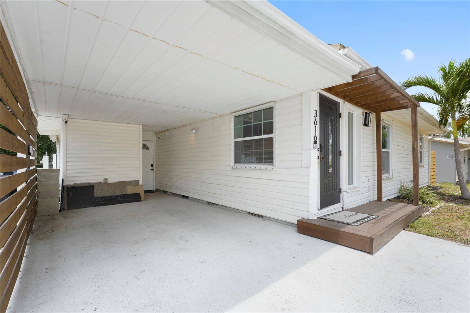 Sarasota, FL 34232,3616 STARDUST PL