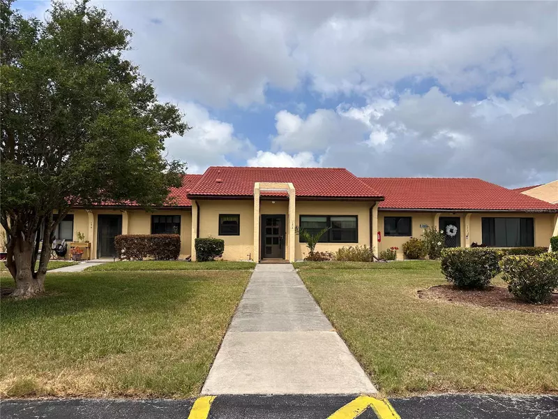 1214 56TH ST W #1214, Bradenton, FL 34209