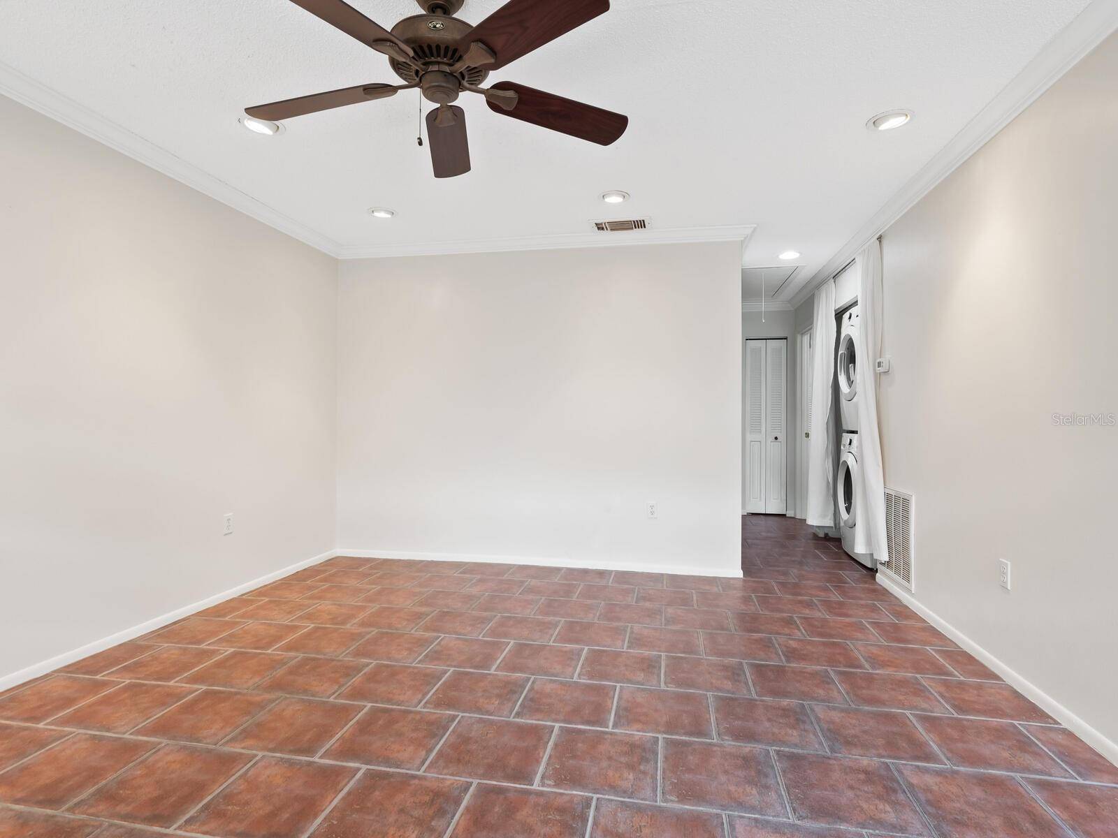 Sarasota, FL 34237,635 N JEFFERSON AVE #635