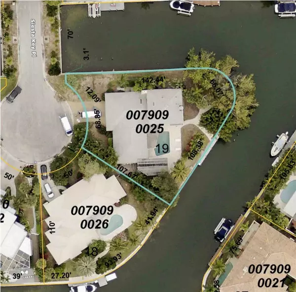 940 SIESTA KEY PLACE PL, Sarasota, FL 34242