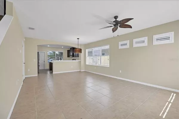 Sarasota, FL 34243,4811 WOODBROOK DR