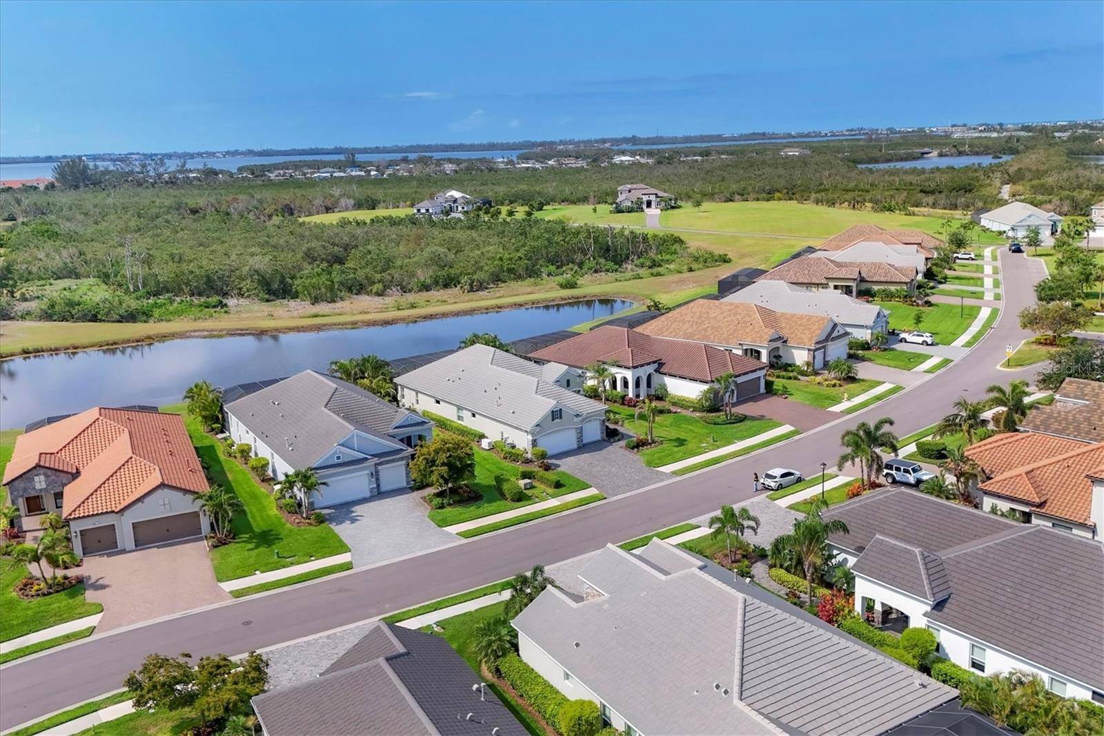 Bradenton, FL 34209,523 WILDLIFE GLN