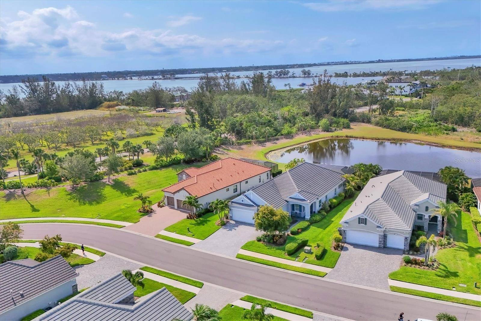 Bradenton, FL 34209,523 WILDLIFE GLN