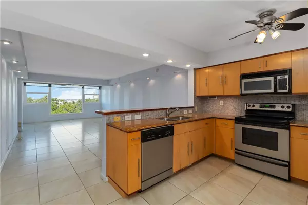 Sarasota, FL 34236,33 S GULFSTREAM AVE #502