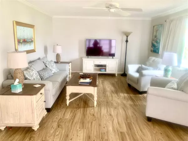 Sarasota, FL 34231,2310 CANALBLUFF PL #V287