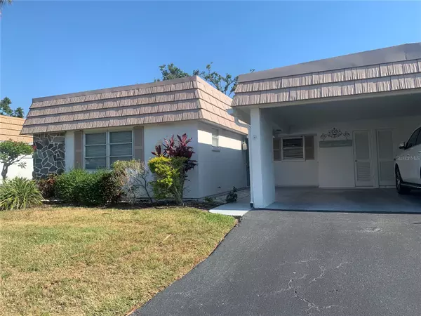 2310 CANALBLUFF PL #V287, Sarasota, FL 34231