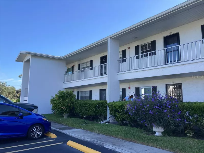 4703 1ST CT W #393, Bradenton, FL 34207