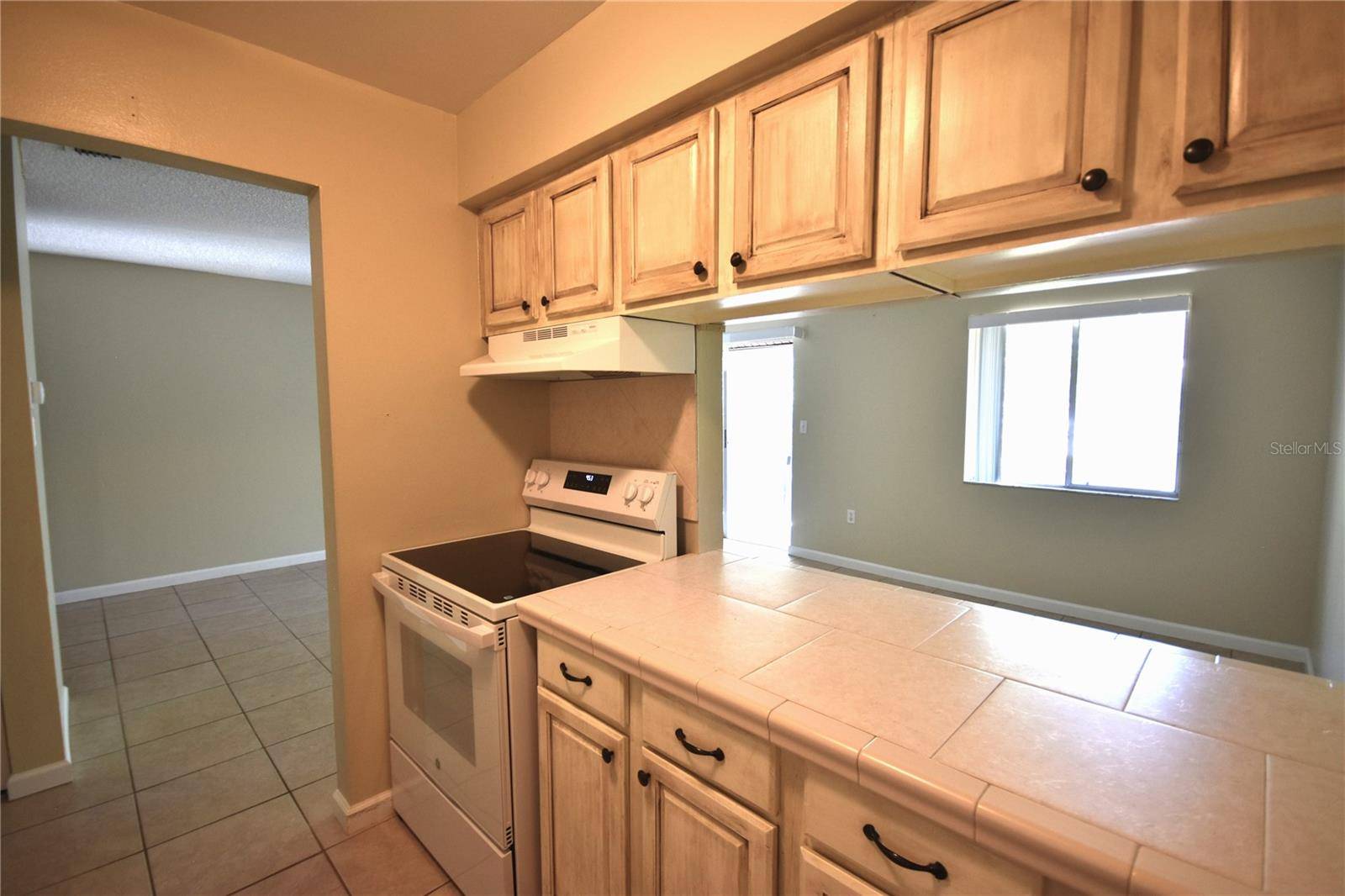 Sarasota, FL 34237,2729 HIDDEN LAKE BLVD #D
