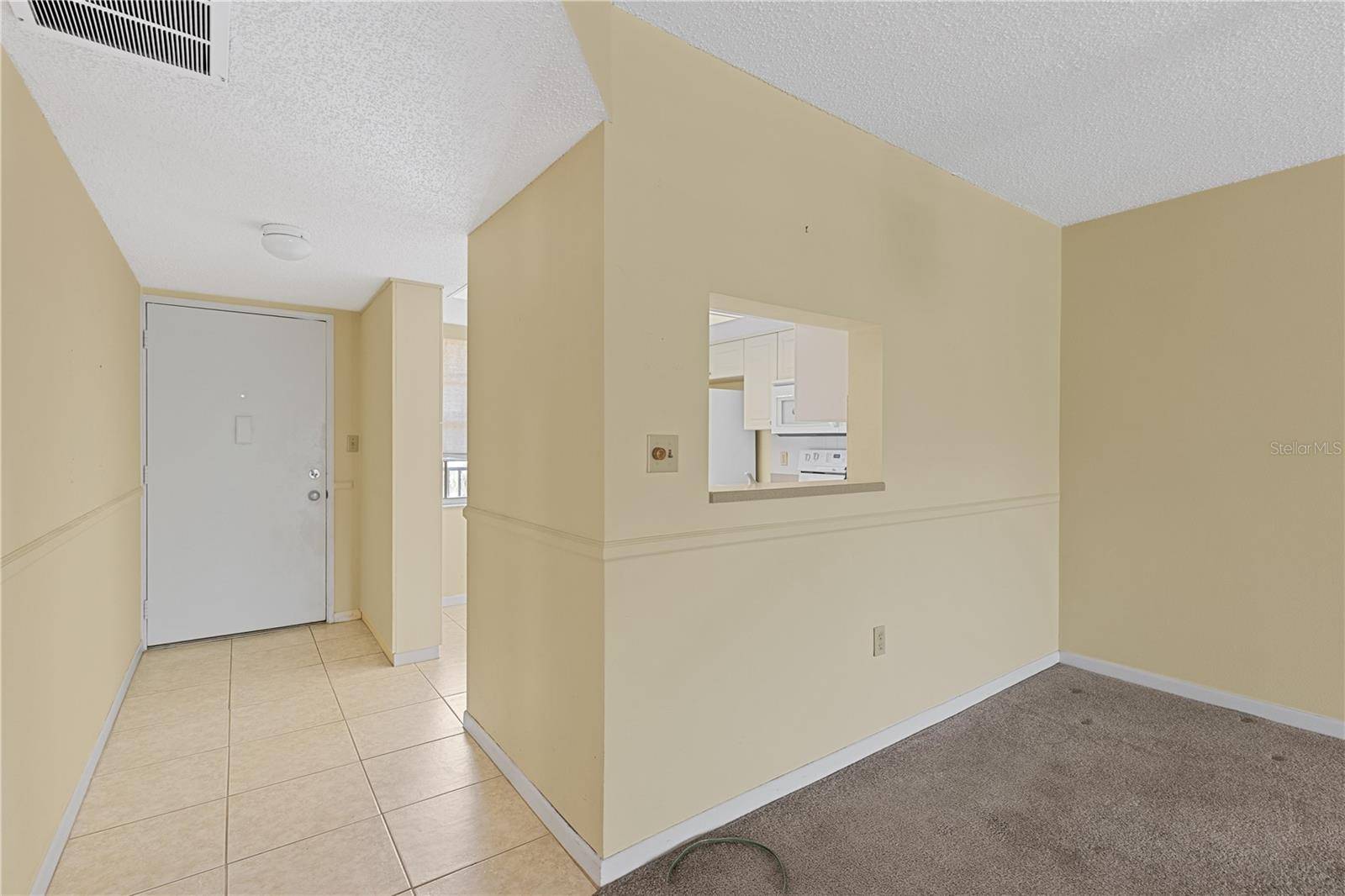 Dunedin, FL 34698,860 VIRGINIA ST #304