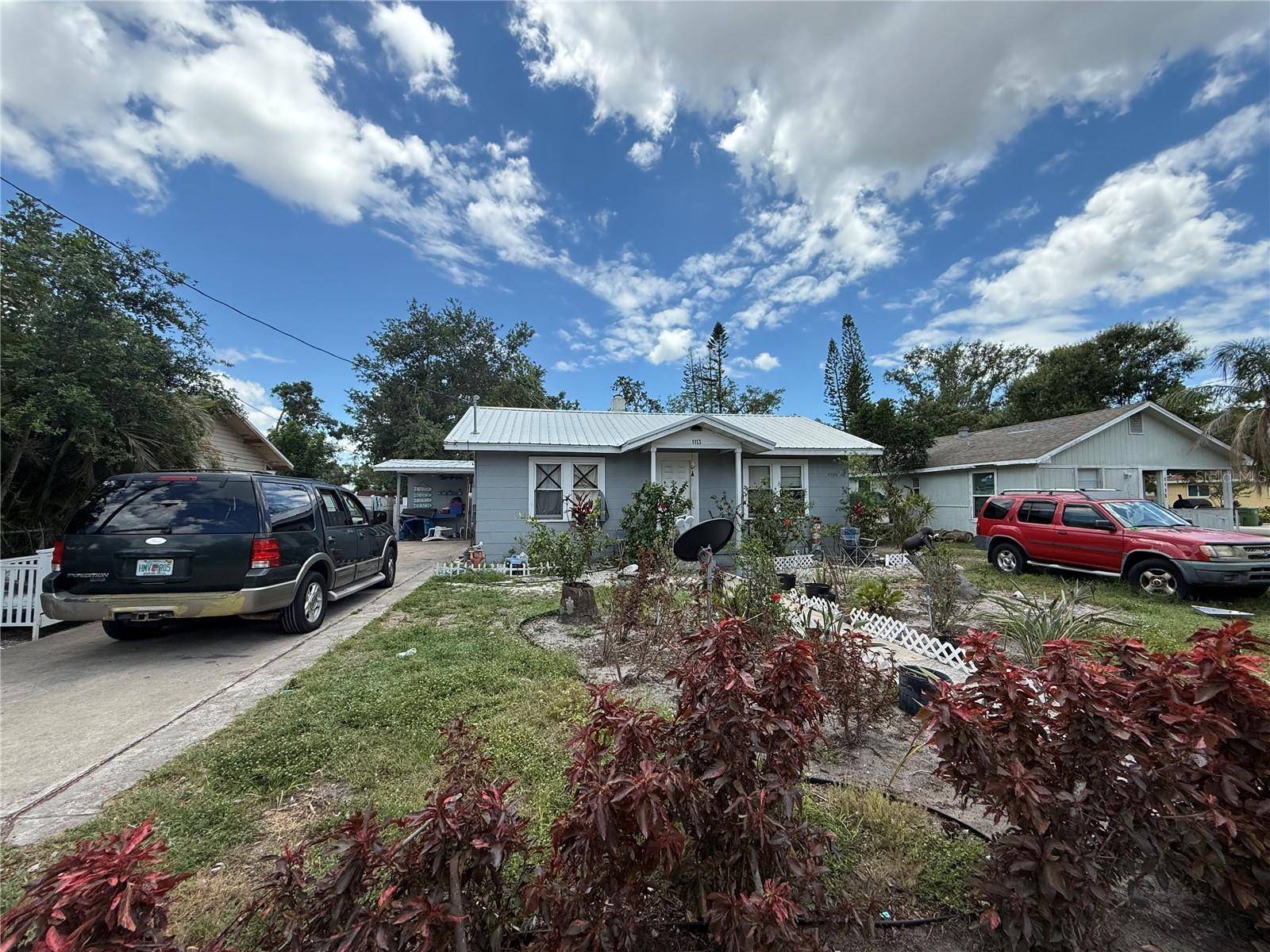 1113 23RD AVE W, Bradenton, FL 34205