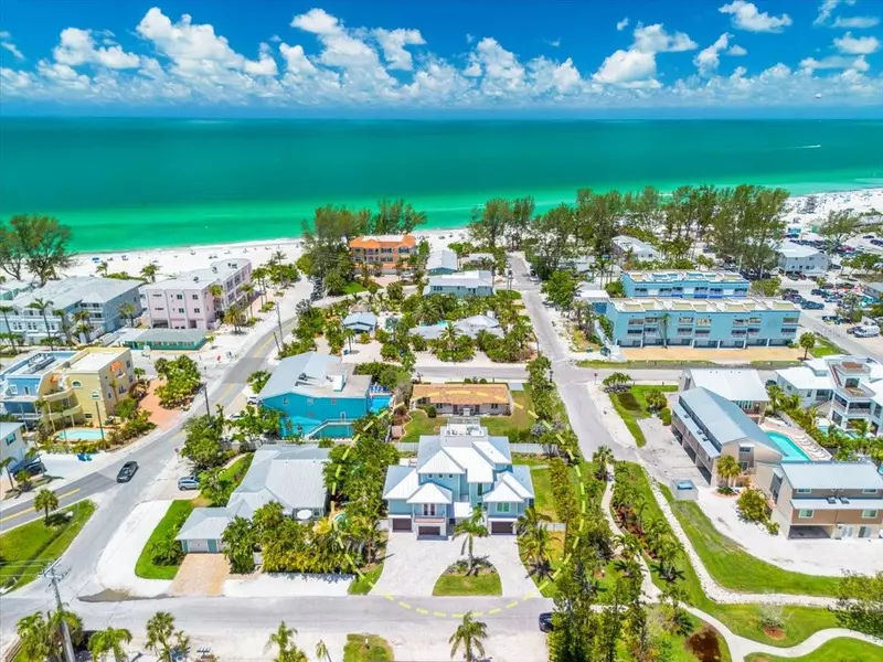 3702 5TH AVE, Holmes Beach, FL 34217