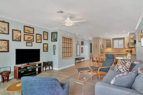 Sarasota, FL 34236,500 S WASHINGTON DR #25B
