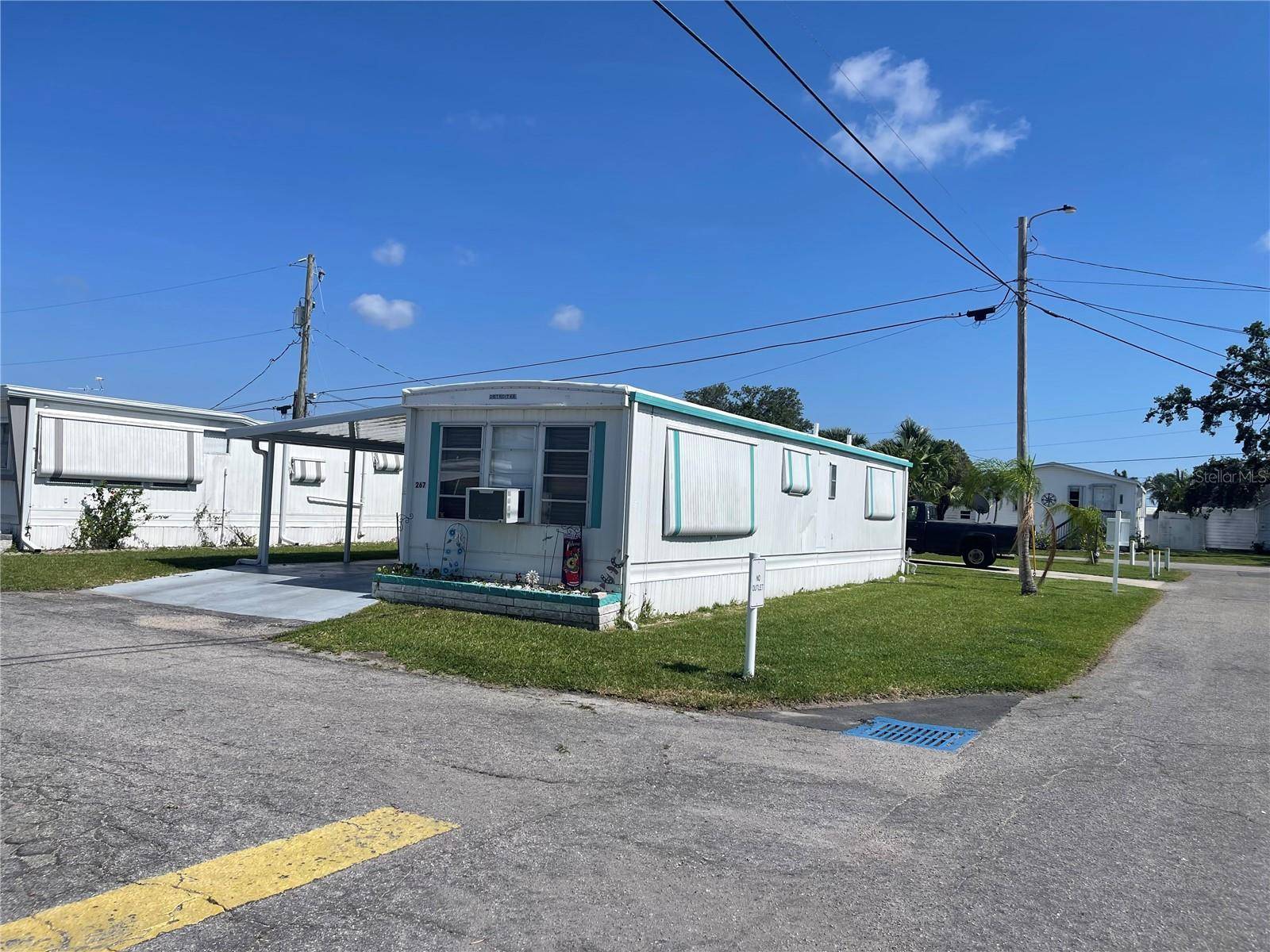 Palmetto, FL 34221,267 MELODY LN