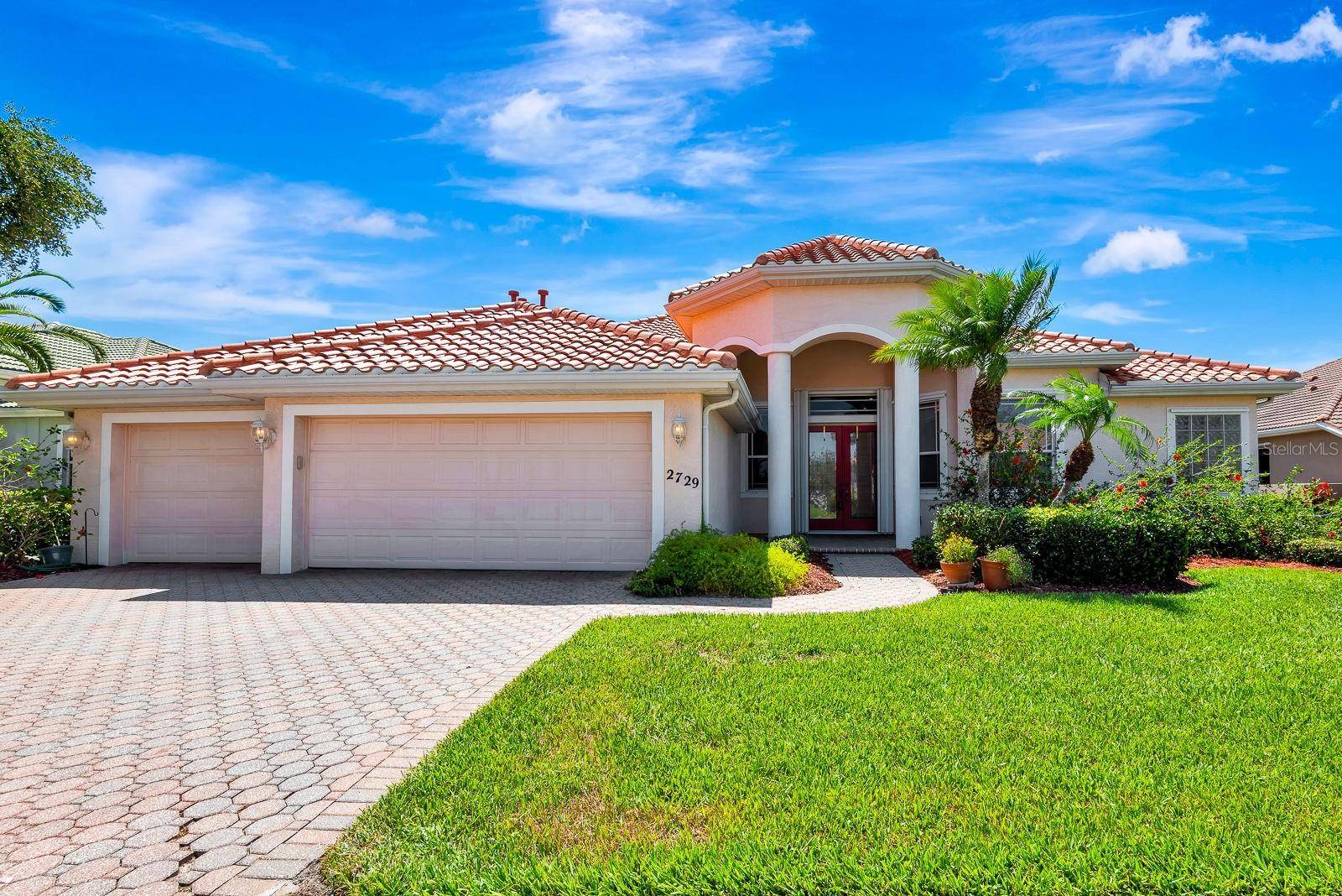 2729 HARVEST DR, Sarasota, FL 34240