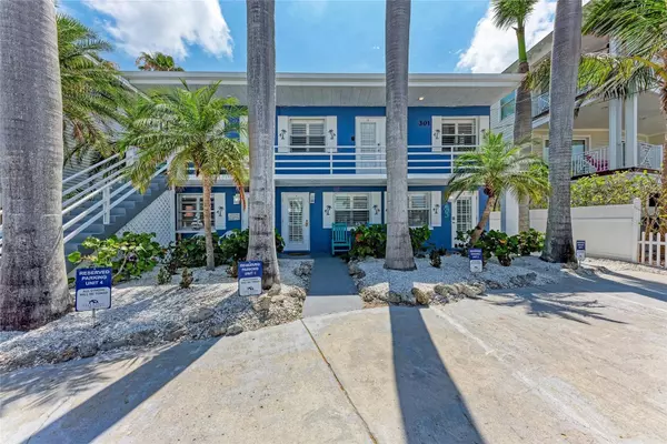 301 HIGHLAND AVE #3,  Bradenton Beach,  FL 34217