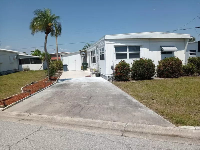 5118 OAKLAND HILLS AVE, Sarasota, FL 34234