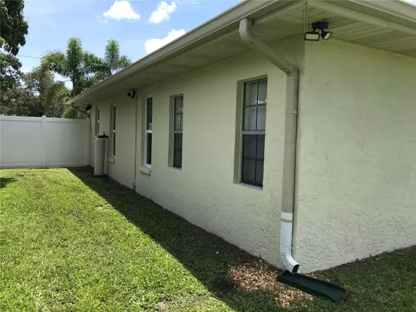 Sarasota, FL 34232,48 DADE AVE