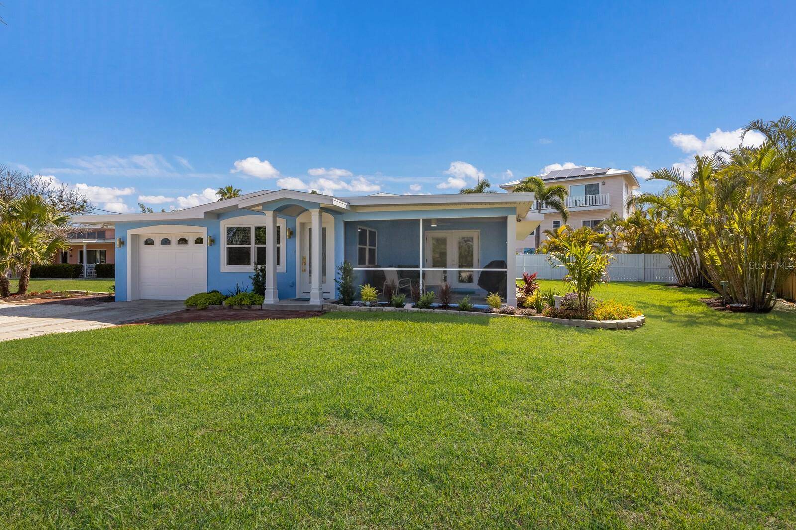 237 85TH ST, Holmes Beach, FL 34217