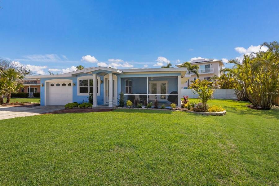 237 85TH ST, Holmes Beach, FL 34217