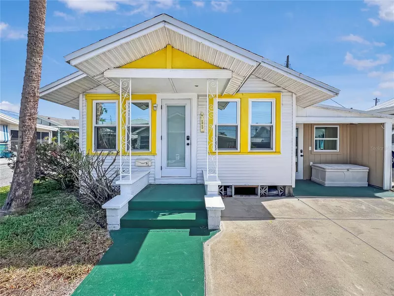 55 BRADEN CASTLE DR, Bradenton, FL 34208