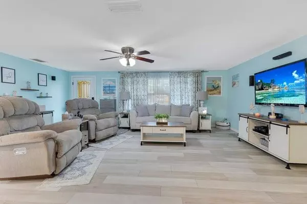 Bradenton, FL 34207,212 66TH AVENUE DR W