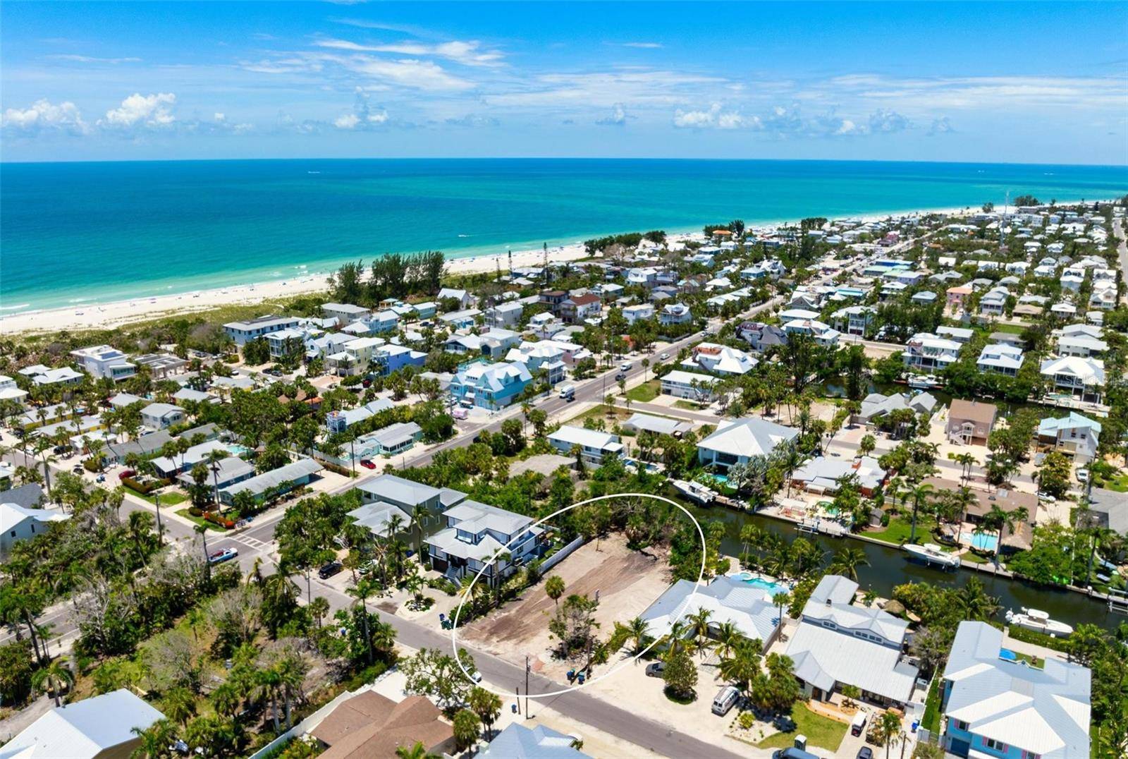 208 OAK AVE, Anna Maria, FL 34216