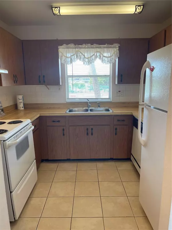 Holmes Beach, FL 34217,6300 FLOTILLA DR #108