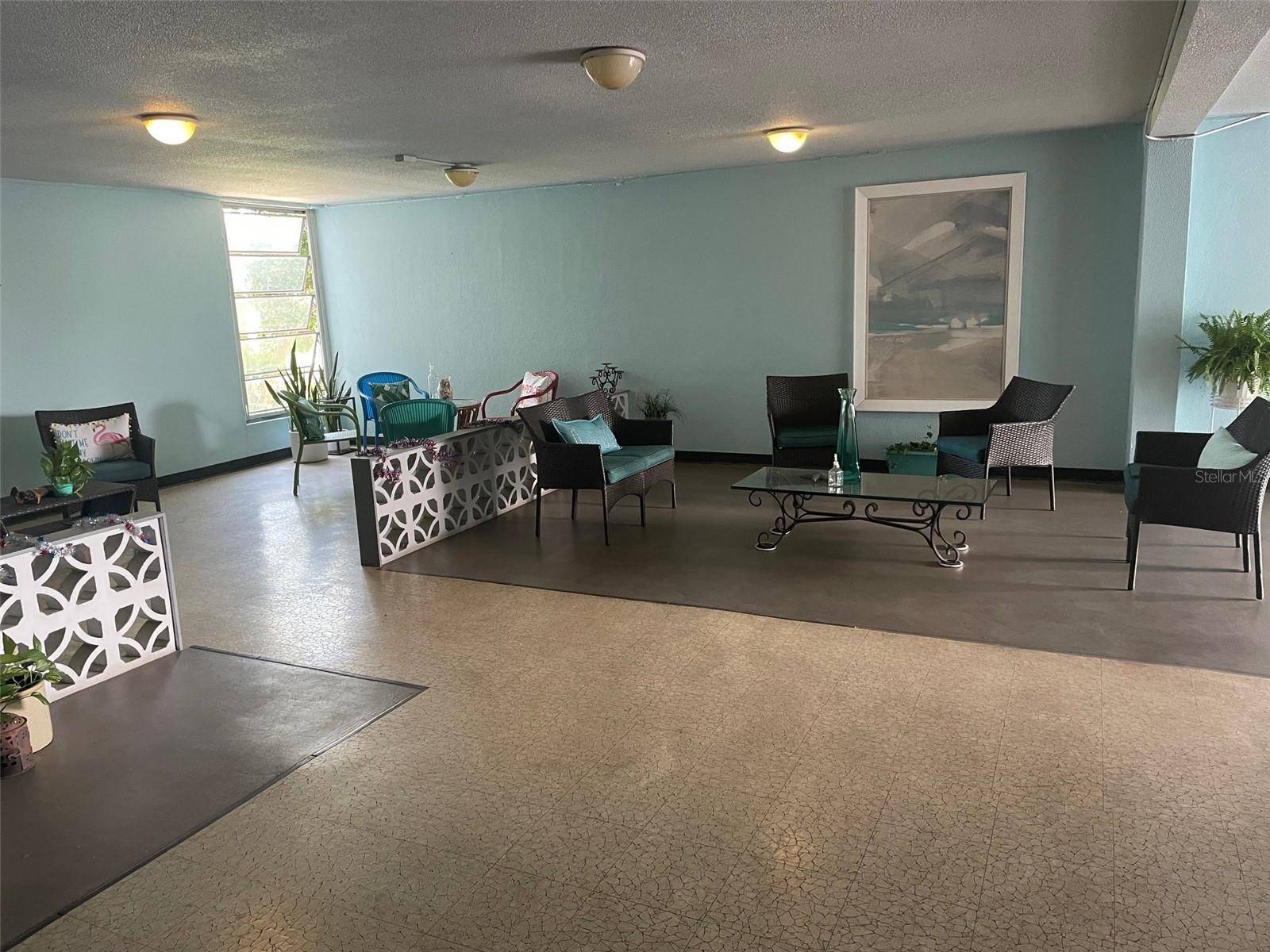 St Petersburg, FL 33709,5660 80TH ST N #A201