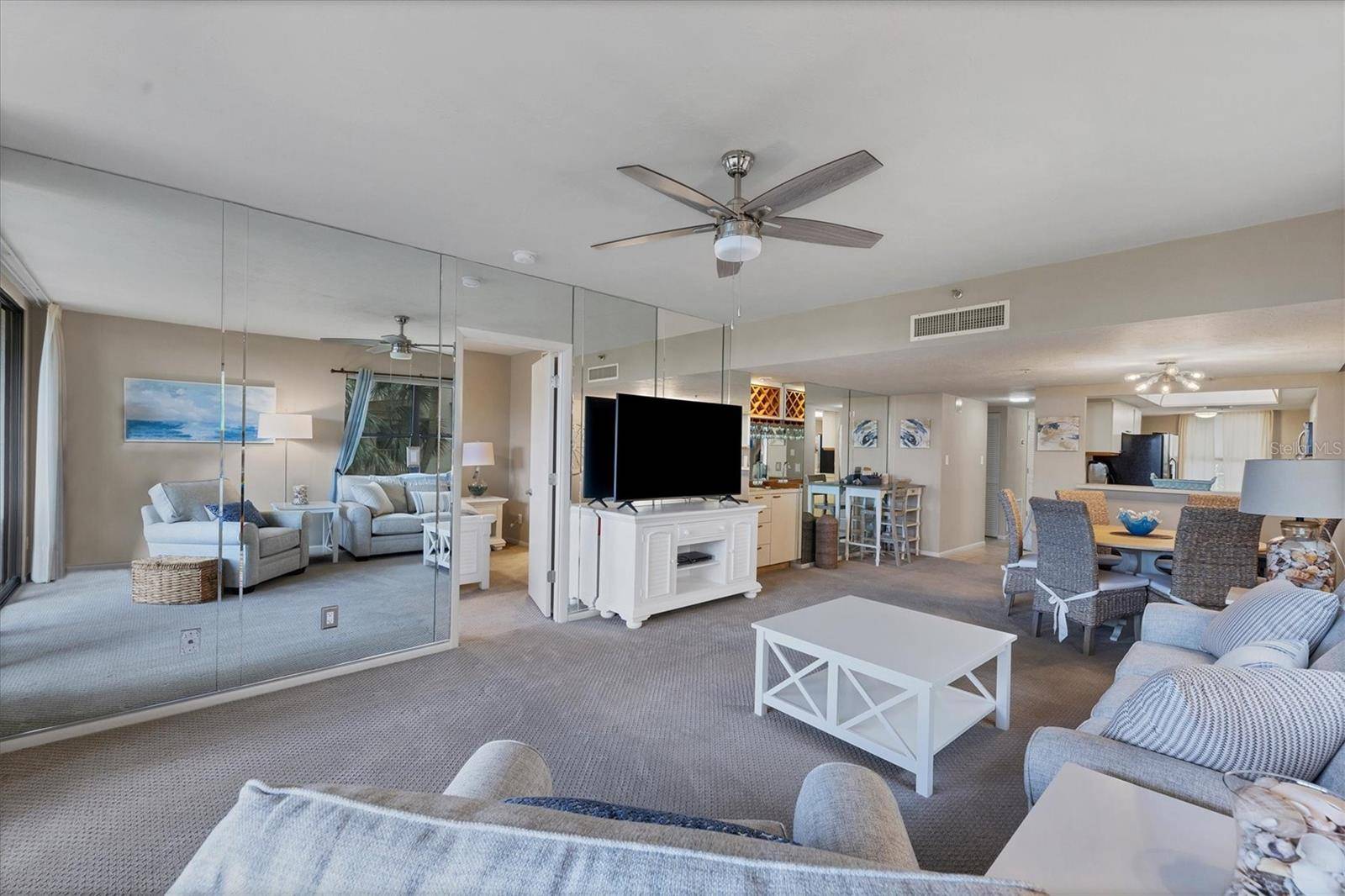 Sarasota, FL 34242,5740 MIDNIGHT PASS RD #207F