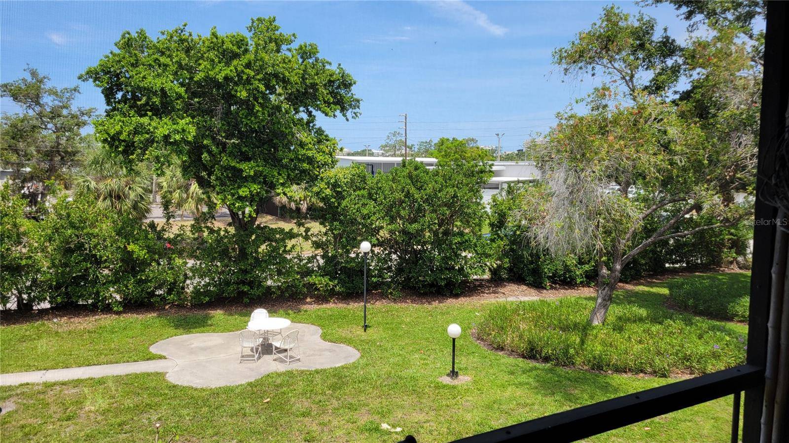 Sarasota, FL 34237,2155 WOOD ST #B17
