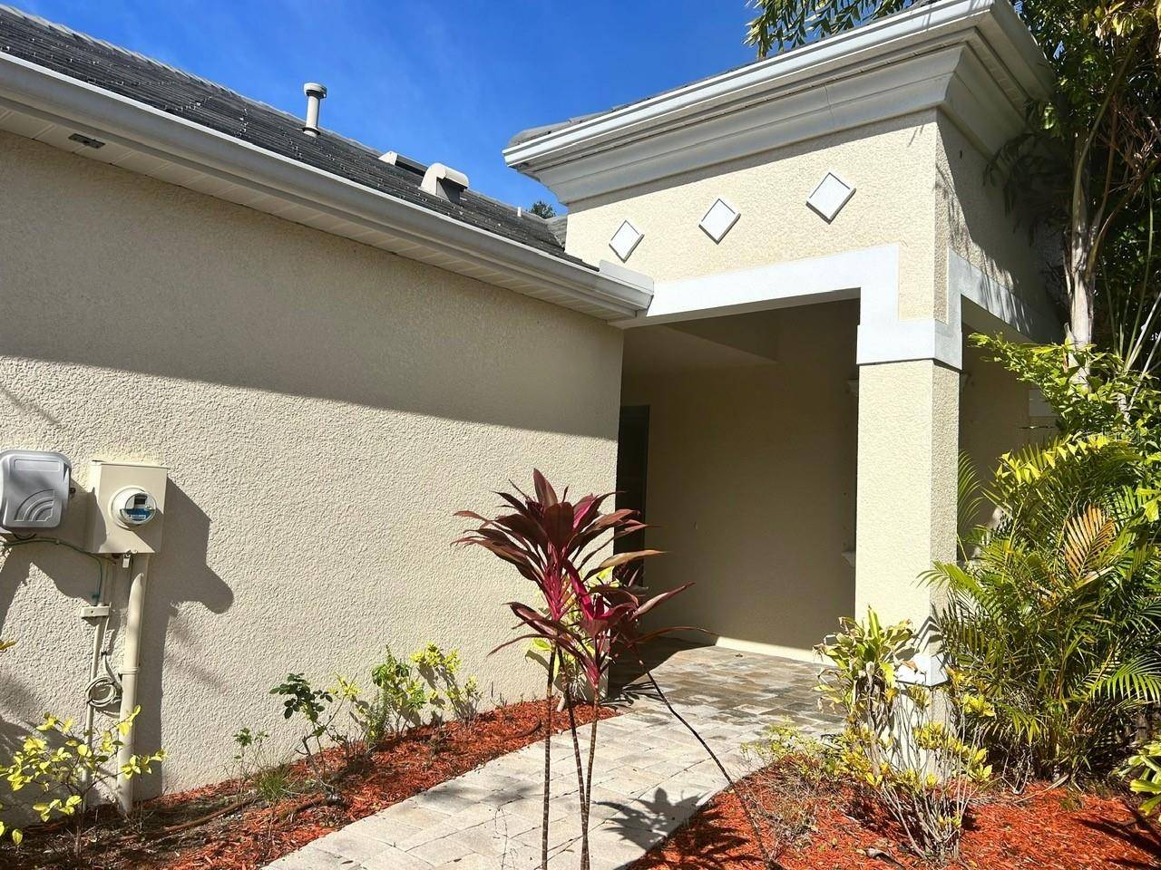 Sarasota, FL 34243,2921 TRUSTEE AVE