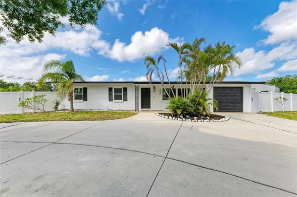 3808 CAPE VISTA DR, Bradenton, FL 34209
