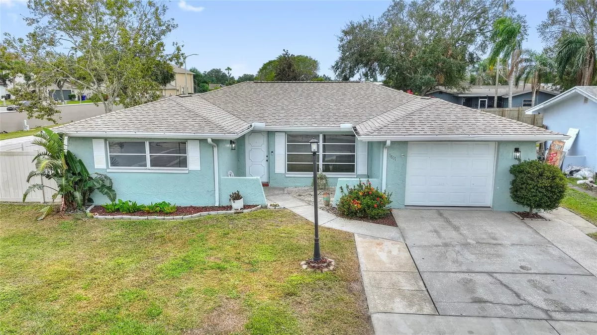 Oldsmar, FL 34677,1801 FOREST DR