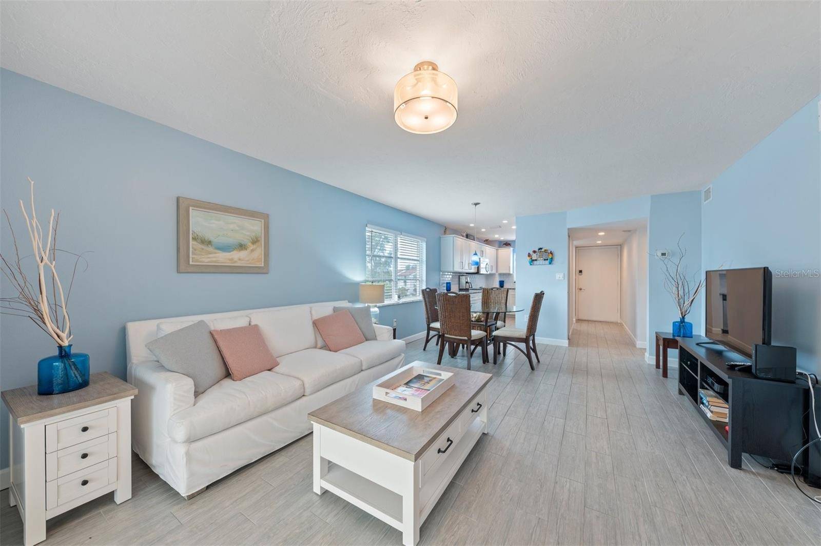 Sarasota, FL 34242,110 VISTA HERMOSA CIR #302B