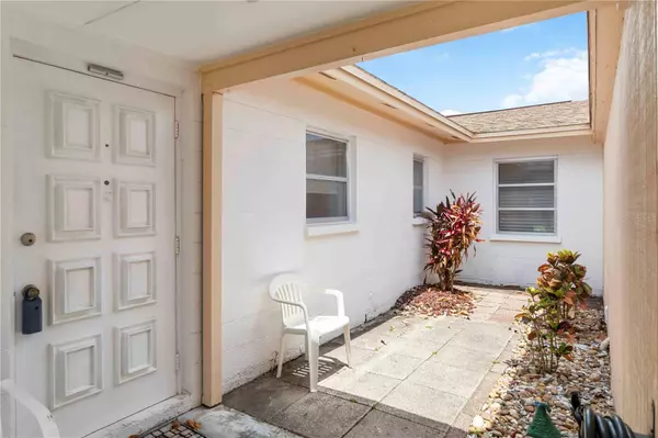 Bradenton, FL 34207,5062 WHITE OAK CT