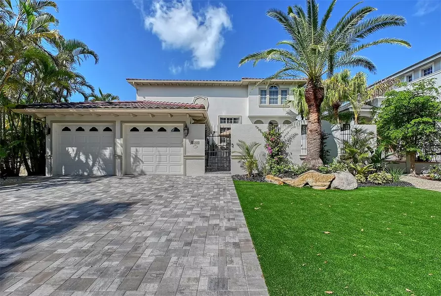 4108 ROBERTS POINT RD, Sarasota, FL 34242