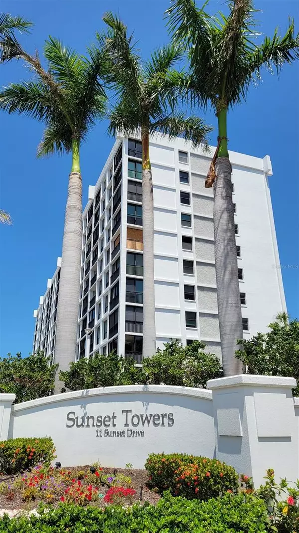 11 SUNSET DR #704, Sarasota, FL 34236