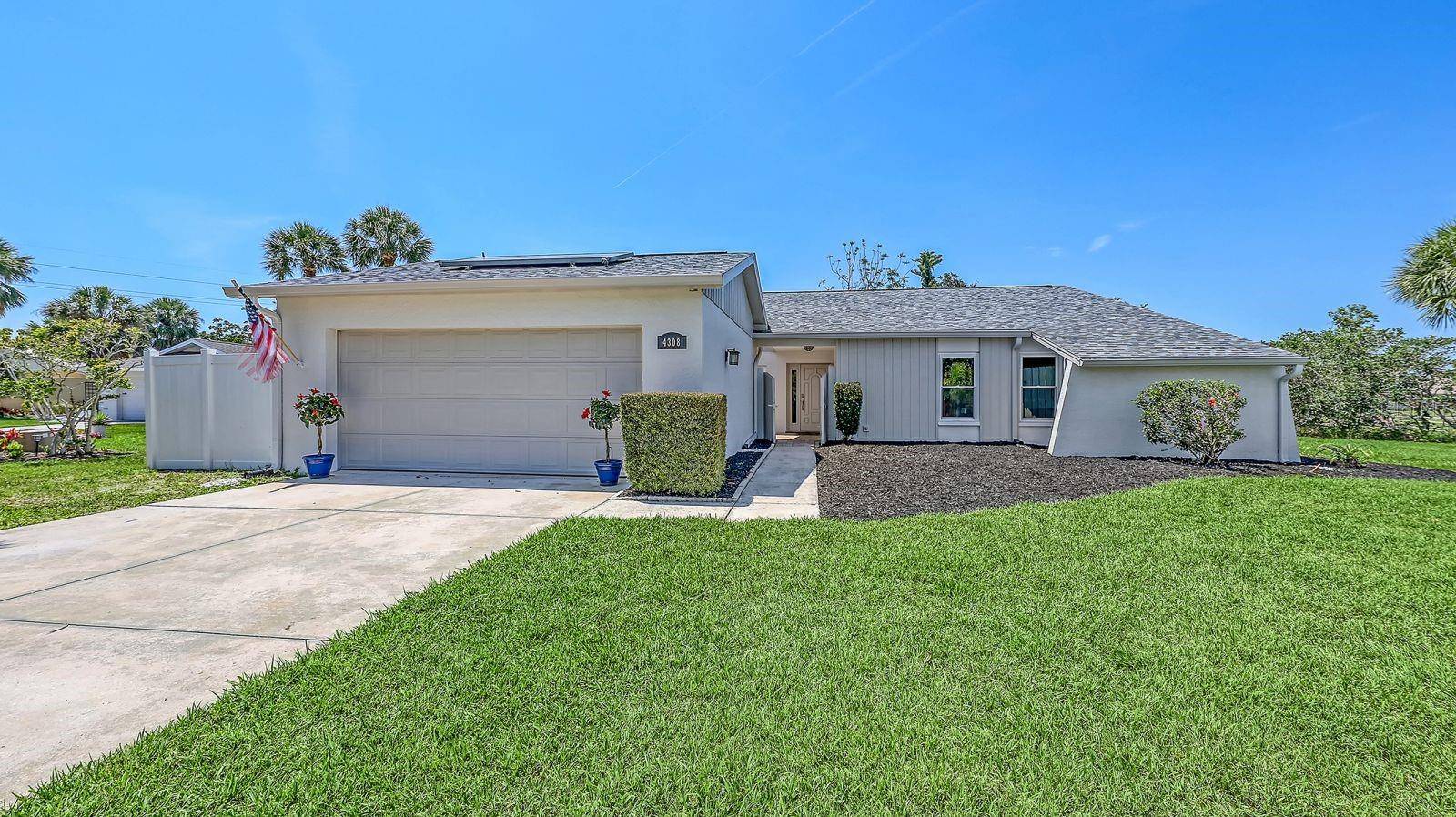 4308 KINGSTON LOOP, Sarasota, FL 34238