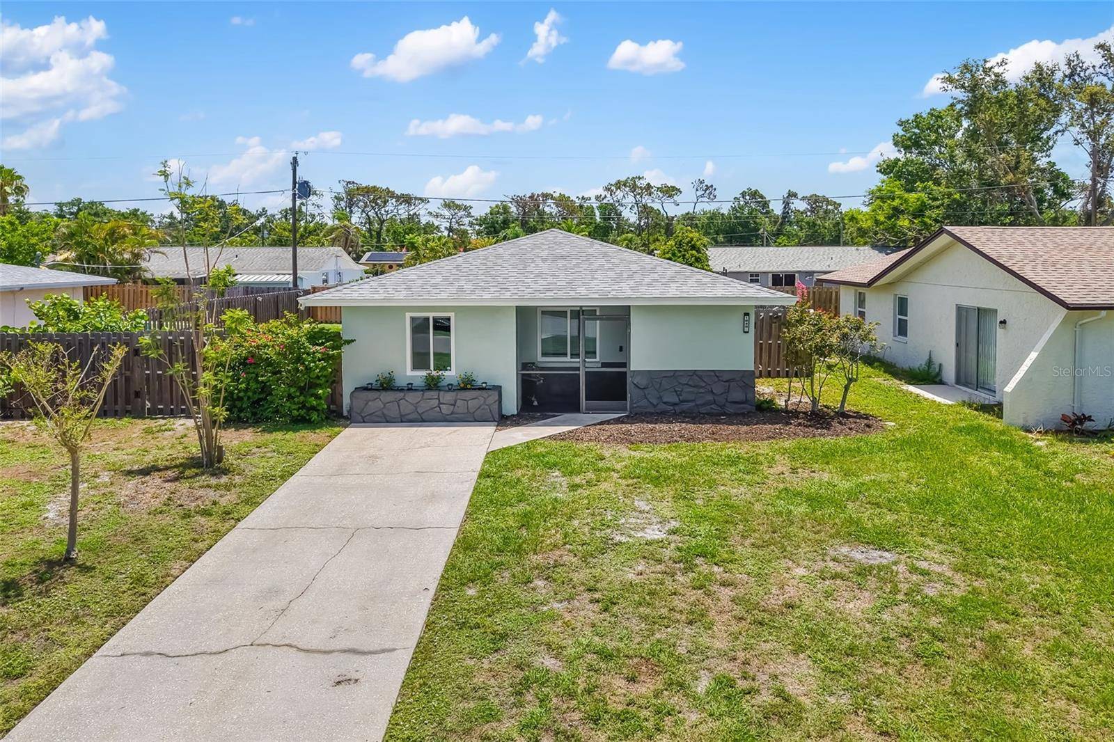 Venice, FL 34285,1040 HOPE ST