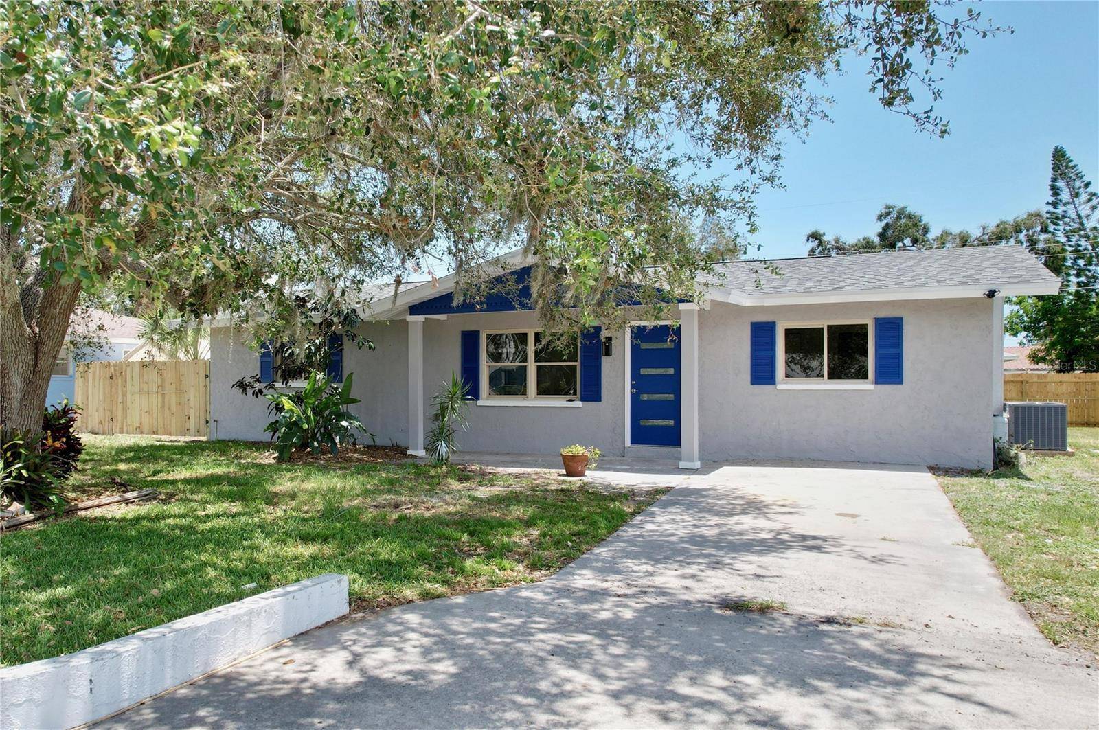 Venice, FL 34293,430 TANAGER RD