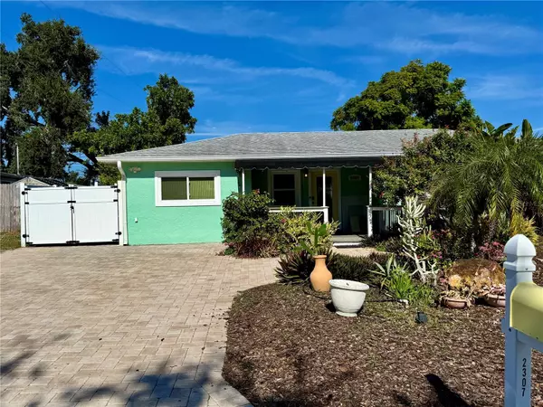 2307 COLGATE AVE, Bradenton, FL 34207