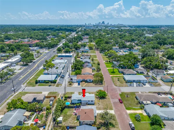 St Petersburg, FL 33713,440 42ND ST N