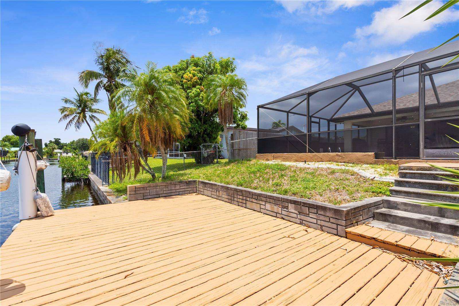 North Fort Myers, FL 33903,1719 W BLUEWATER TER