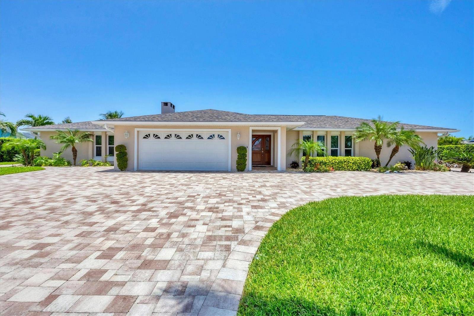 7913 19TH AVENUE DR W, Bradenton, FL 34209