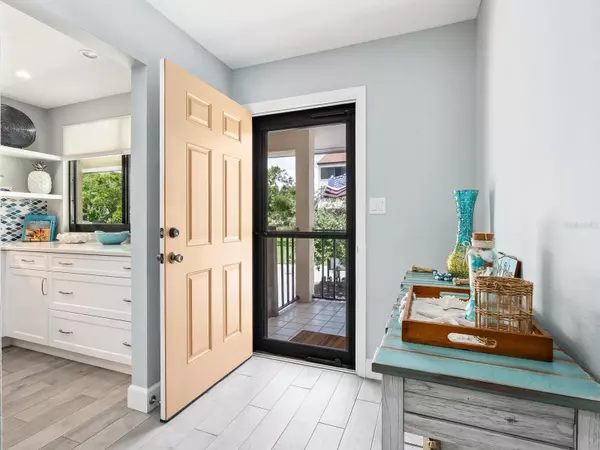 Sarasota, FL 34242,6281 MIDNIGHT PASS RD #6281