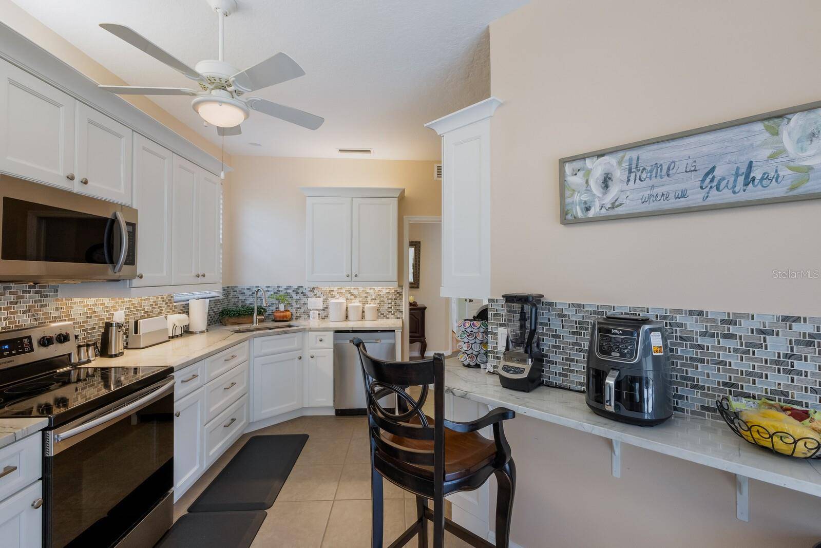 Venice, FL 34293,915 SW BARCLAY CT